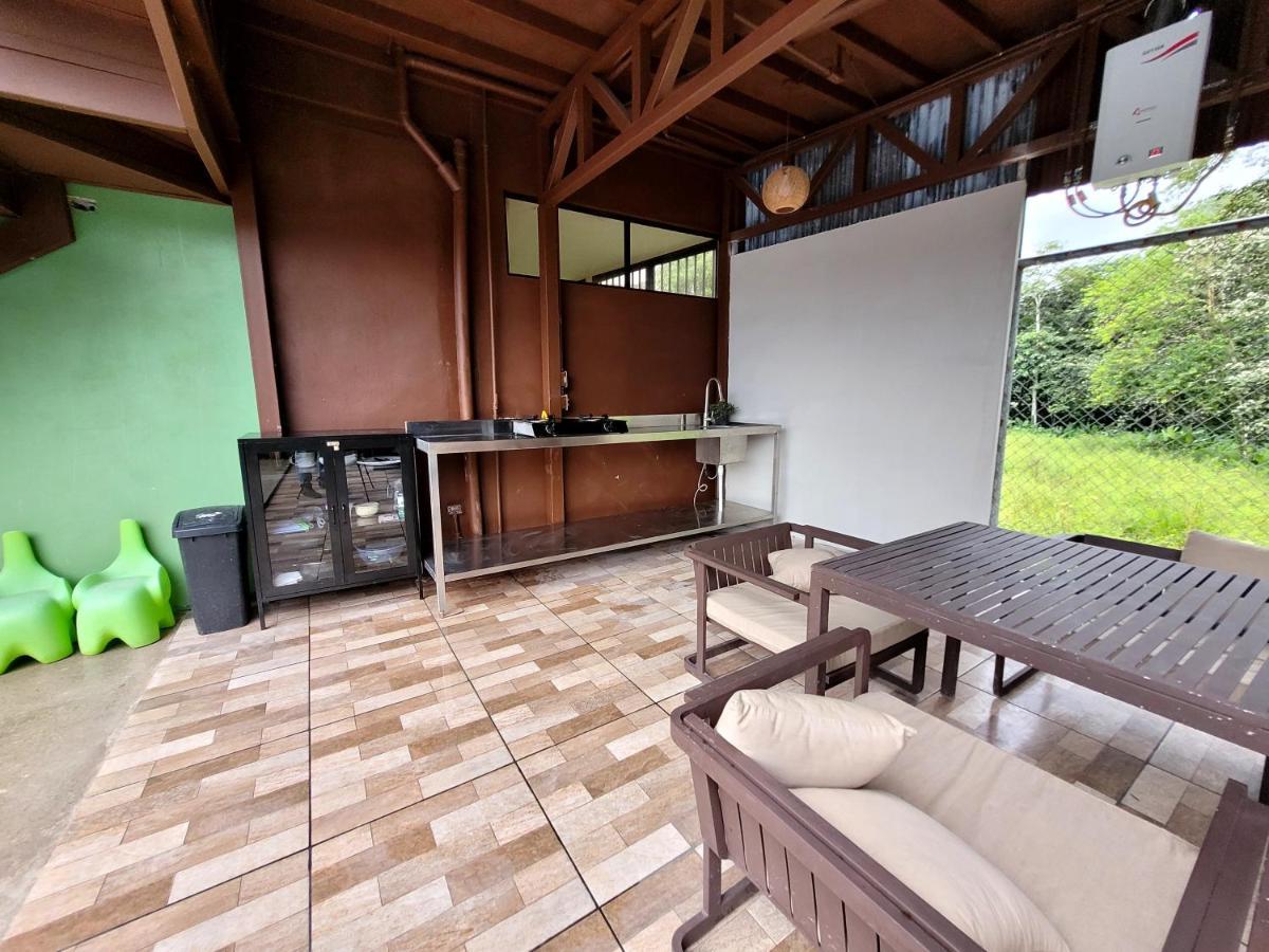 Loky'S Apartments La Fortuna Exterior foto